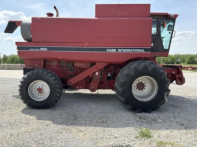 Image of Case IH 1680 equipment image 1