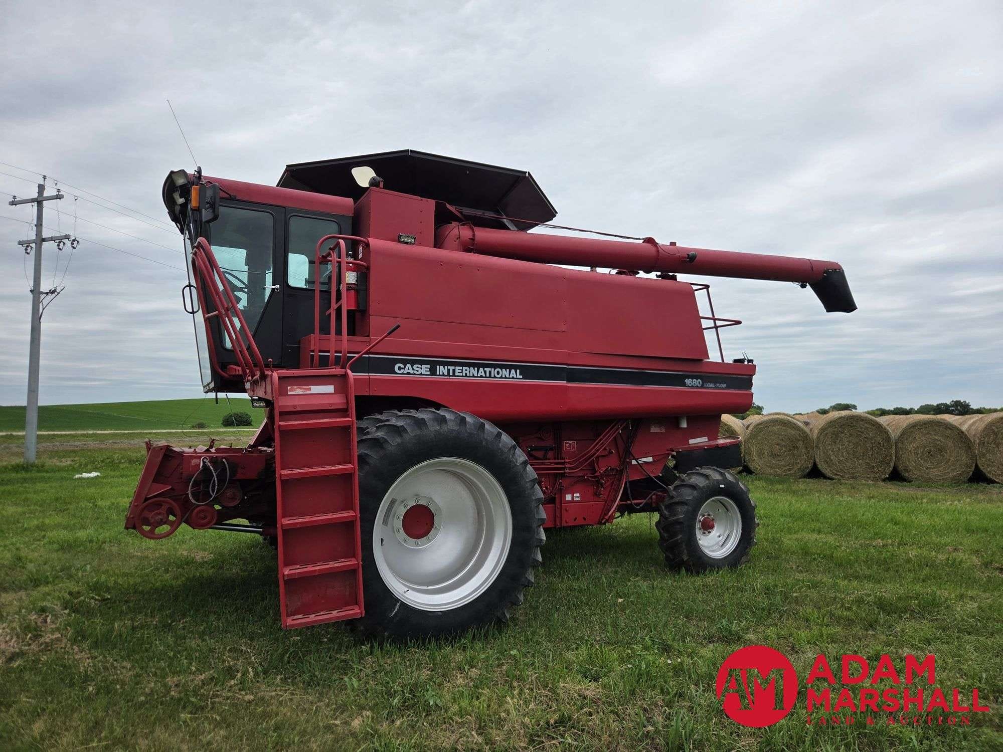 1991 Case IH 1680 Equipment Image0