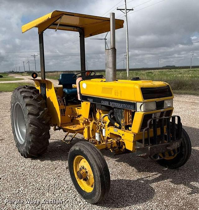 Image of Case IH 495 equipment image 2
