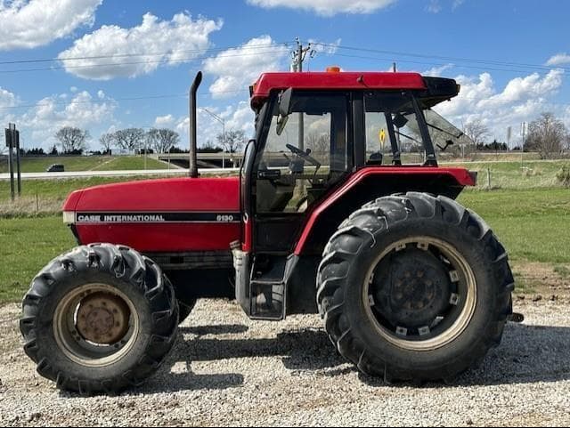 Image of Case IH 5130 equipment image 1