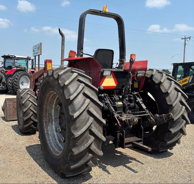 Image of Case IH 5140 equipment image 4
