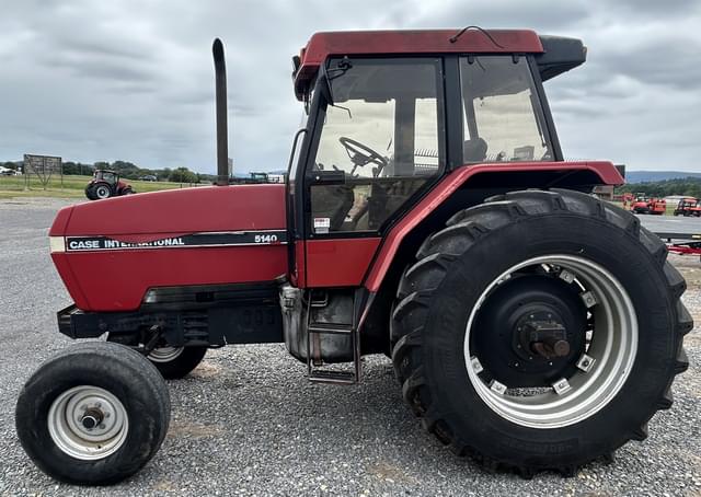 Image of Case IH 5140 equipment image 2