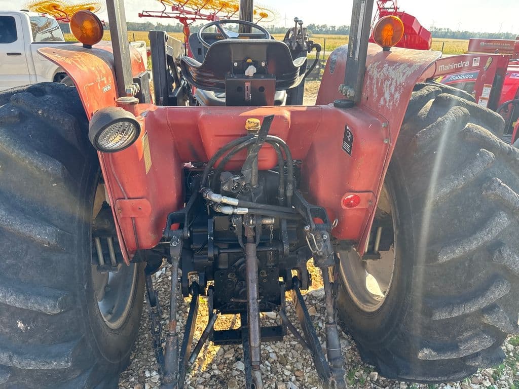 Image of Case IH 595 Image 1