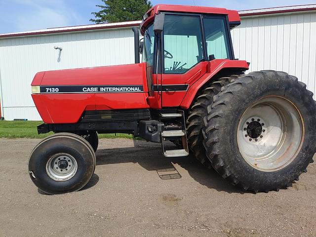 Image of Case IH 7130 equipment image 1