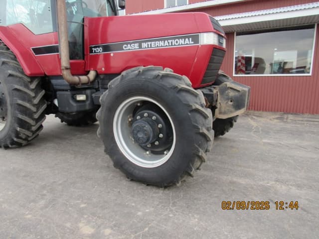 Image of Case IH 7130 equipment image 1