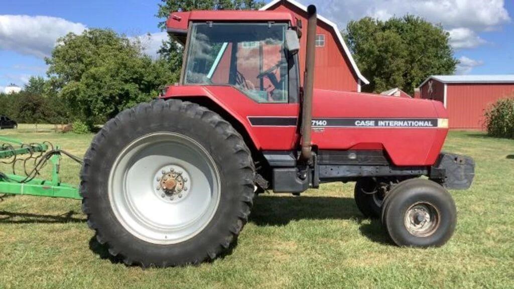 Image of Case IH 7140 Primary image