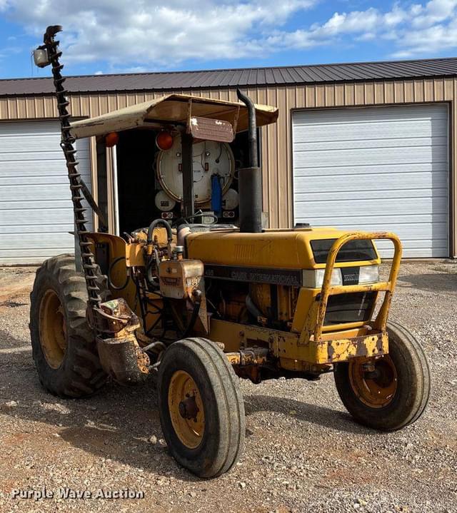 Image of Case IH 495 equipment image 2