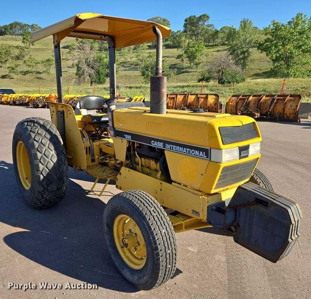 Image of Case IH 595 equipment image 2