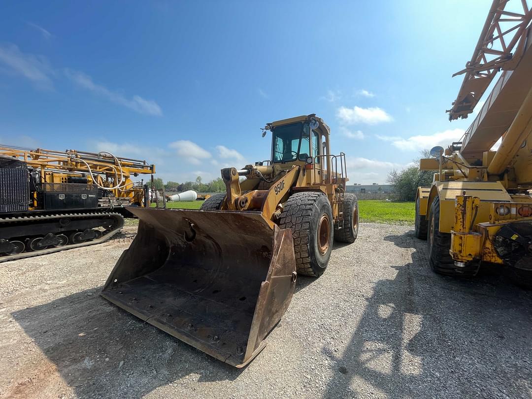 Image of Caterpillar 950F Primary image