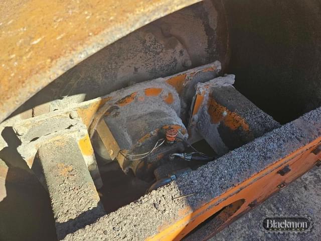 Image of Caterpillar CS433B equipment image 2