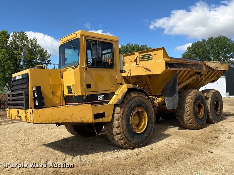 1991 Caterpillar D400D Equipment Image0