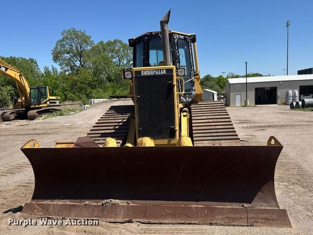 Image of Caterpillar D4H-LGP equipment image 1