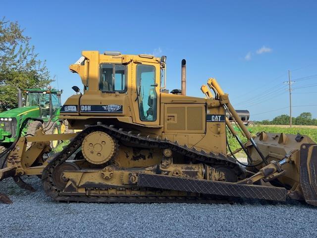 Image of Caterpillar D6H II equipment image 3