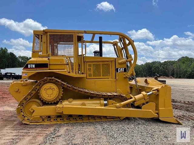 Image of Caterpillar D7H equipment image 3