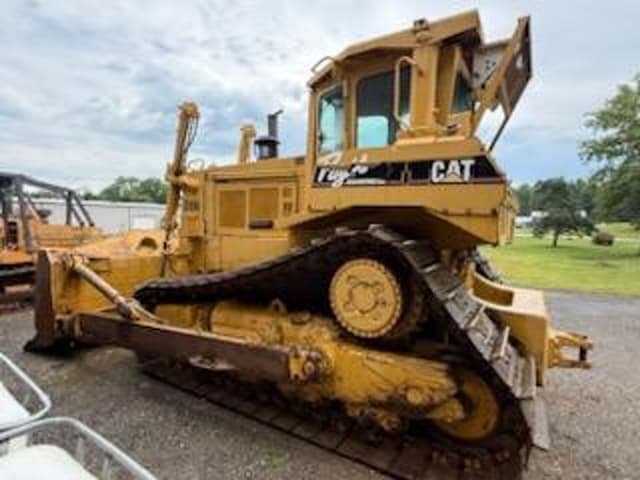Image of Caterpillar D8N equipment image 2