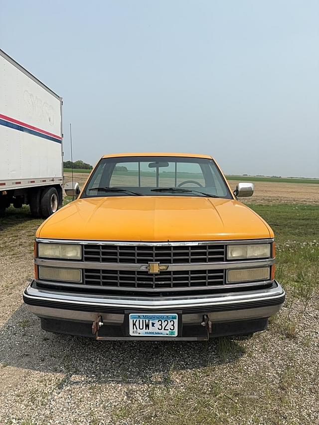 Image of Chevrolet 1500 equipment image 1