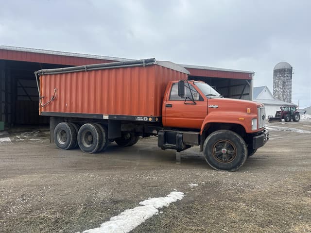 Image of Chevrolet 8500 equipment image 4