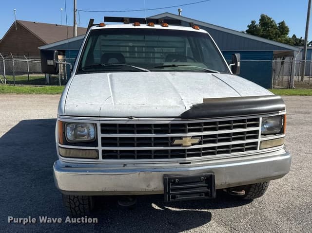 Image of Chevrolet C3500 equipment image 1