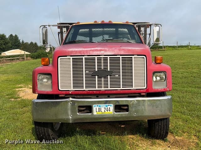 Image of Chevrolet C5500 equipment image 1