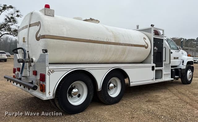 Image of Chevrolet Kodiak C6500 equipment image 4