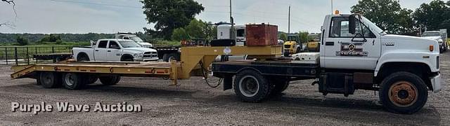 Image of Chevrolet Kodiak equipment image 3