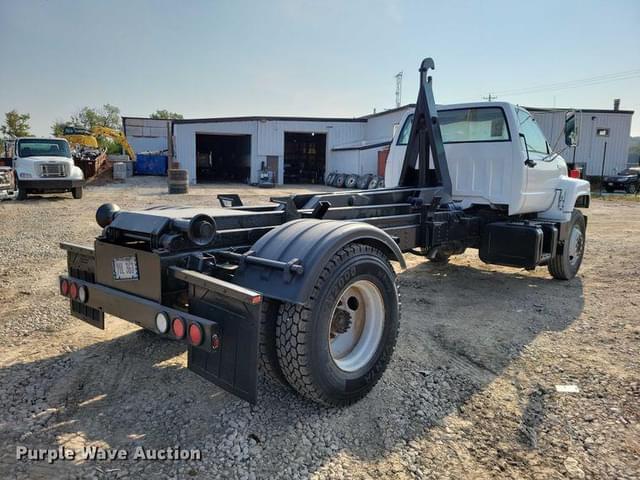 Image of Chevrolet Kodiak equipment image 4