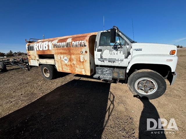 Image of Chevrolet Kodiak equipment image 1