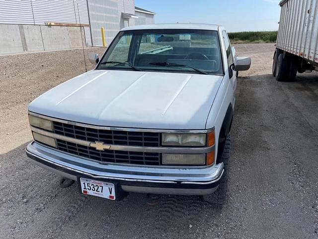 Thumbnail image Chevrolet 2500 12