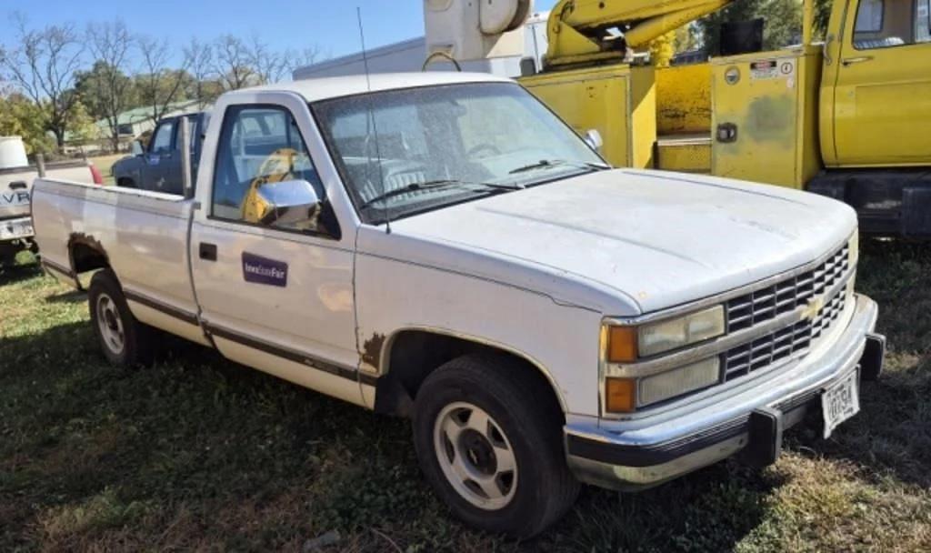 Image of Chevrolet Silverado Primary image