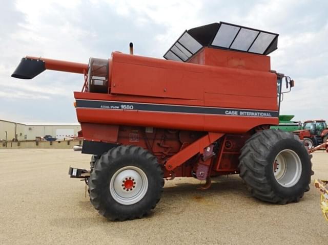 Image of Case IH 1680 equipment image 2
