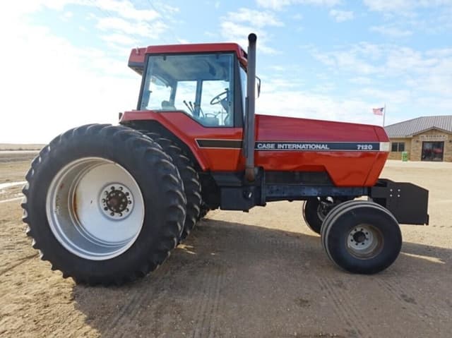 Image of Case IH 7120 equipment image 2