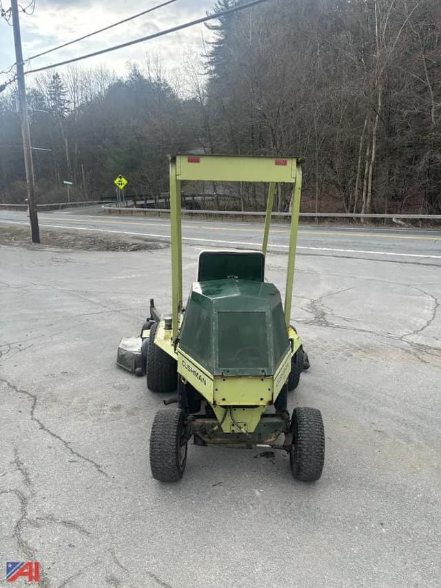 Image of Cushman Front Line equipment image 1