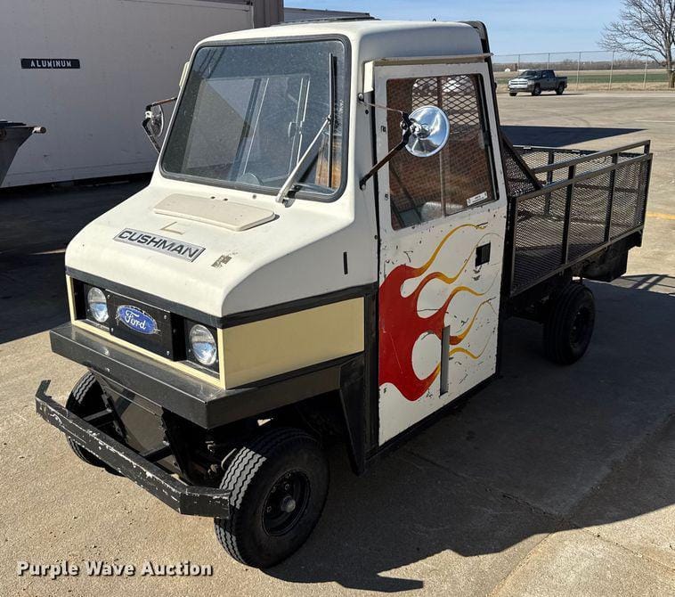 Main image Cushman Truckster