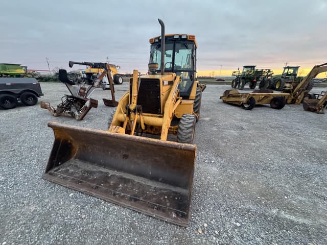 Image of John Deere 300D equipment image 2