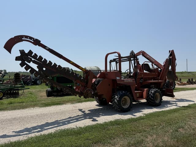 Image of Ditch Witch 6510 equipment image 3