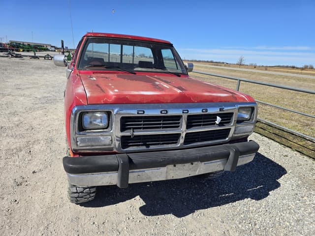 Image of Dodge Ram 2500 equipment image 4