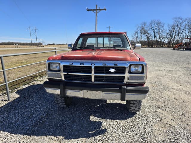 Image of Dodge Ram 2500 equipment image 3