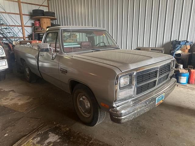 Image of Dodge Ram 250 equipment image 1