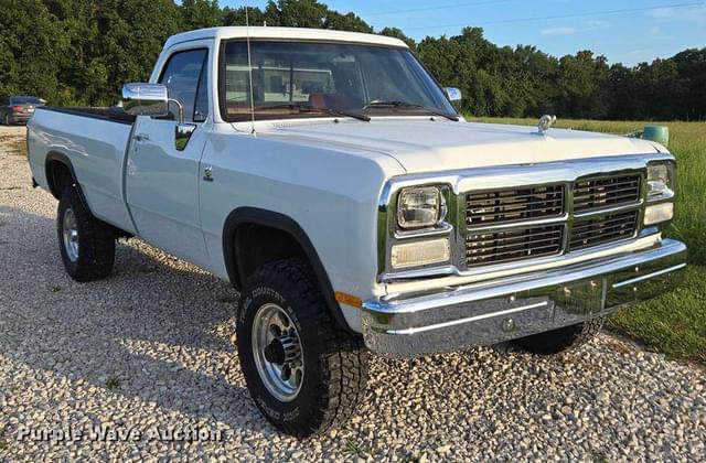 Image of Dodge Ram 250 equipment image 2