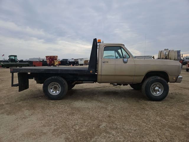 Image of Dodge Ram 250 equipment image 3