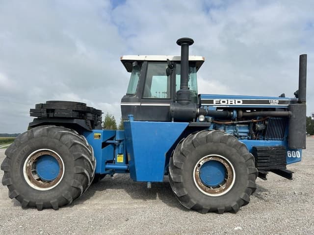 Image of Ford 1156 equipment image 3