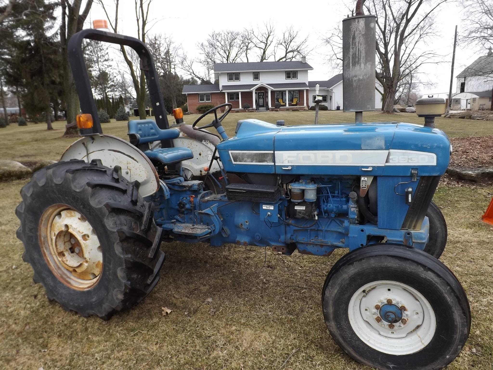 1991 Ford 3930 Equipment Image0