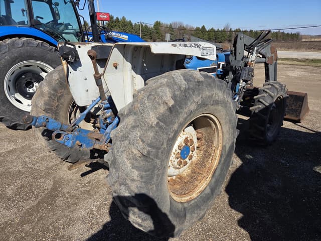 Image of Ford 4630 equipment image 3