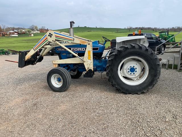 Image of Ford 4630 equipment image 4