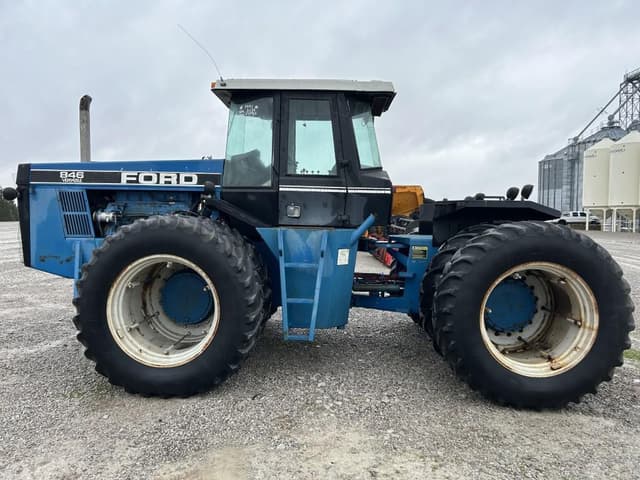 Image of Ford 846 equipment image 2