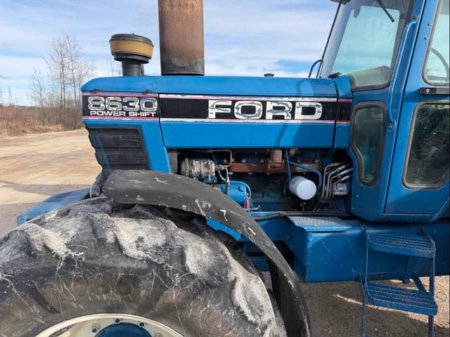 Image of Ford 8630 equipment image 3