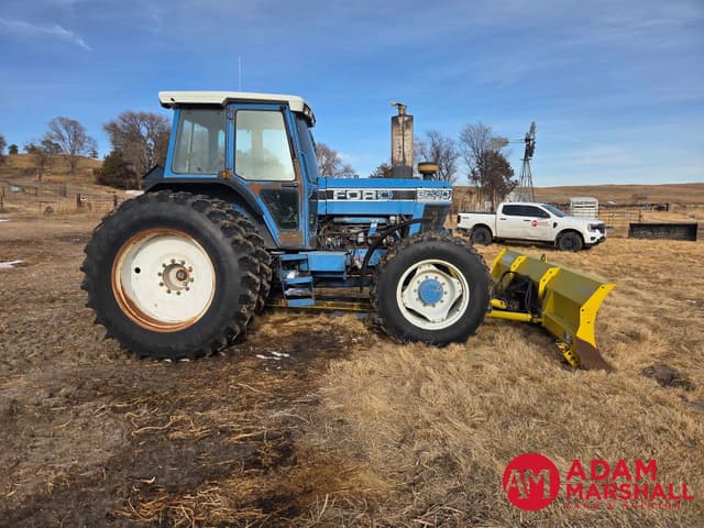 Image of Ford 8630 equipment image 2