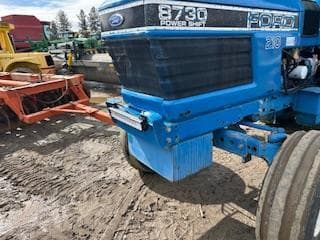 Image of Ford 8730 equipment image 3