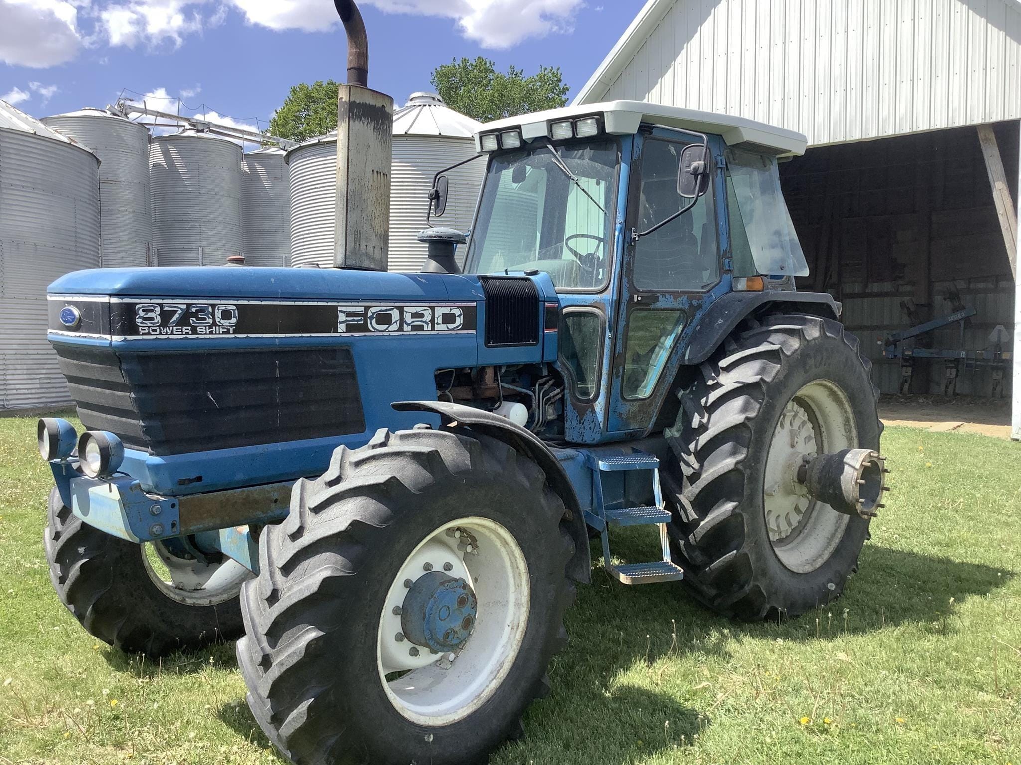 1991 Ford 8730 Equipment Image0