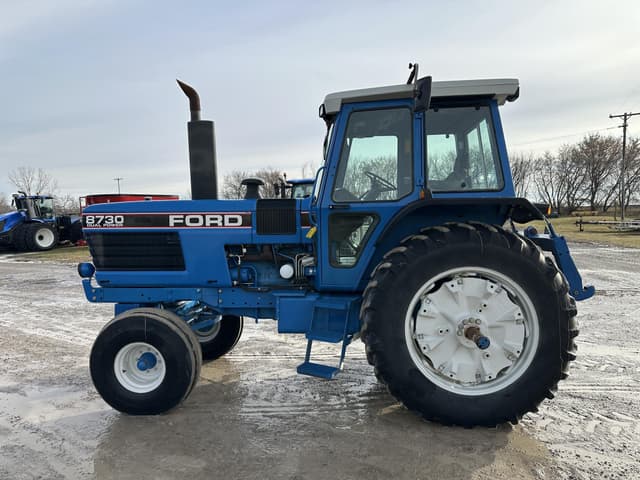 Image of Ford 8730 equipment image 1
